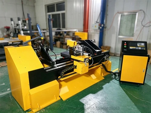 Otomatik CNC Ahşap Torna Tezgahının İtalya'ya Sevkiyatı