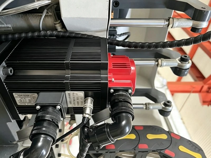 1.5KW Servo Motors 1.5KW Servo Motors
